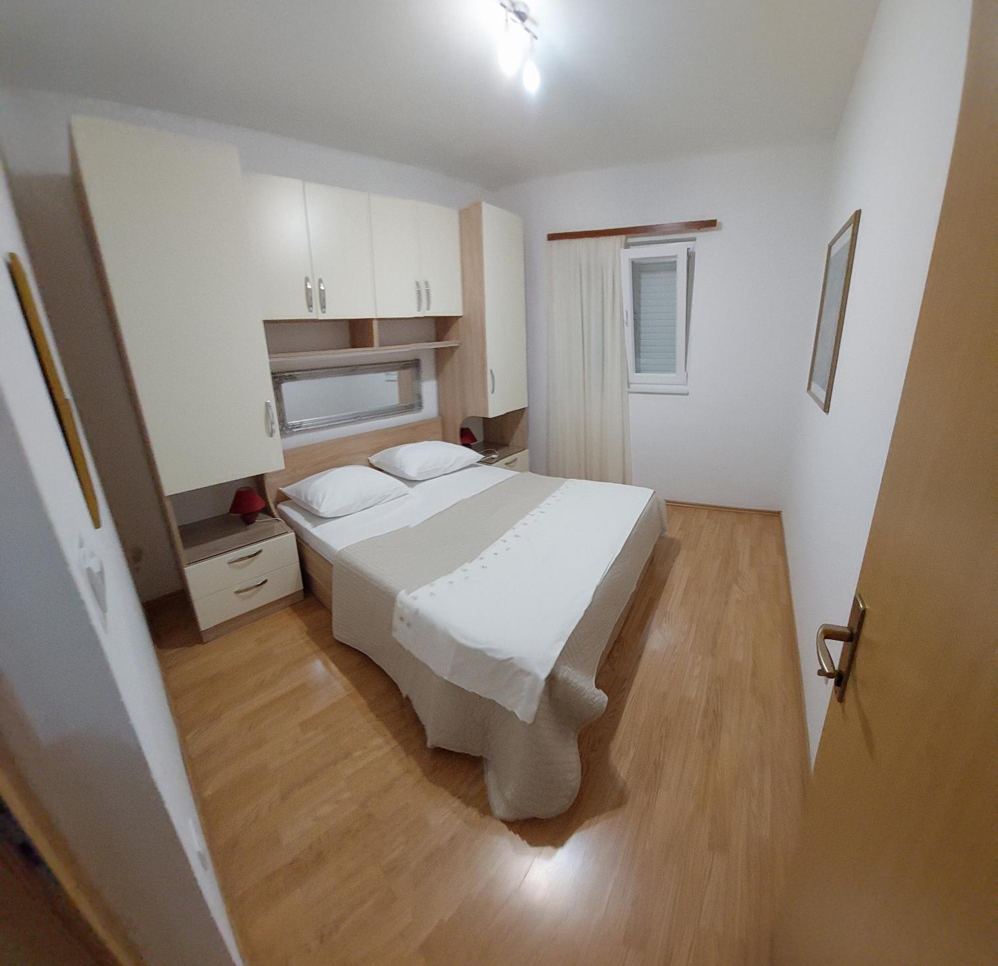 Apartman Igor Подгора Экстерьер фото
